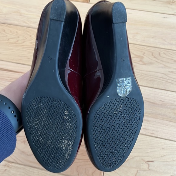 Tory Burch Pumps - Picture 5 of 6